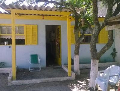 Casa para Venda, em Porto Alegre, bairro LAMI, 2 dormitórios, 1 banheiro, 1 vaga